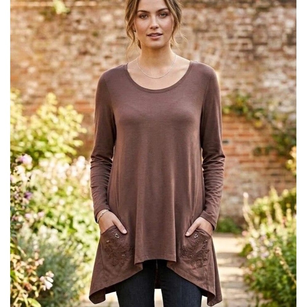 LOGO Lori Goldstein Brown Tunic Top M Embroidered Pockets Flowy Boho Cottagecore